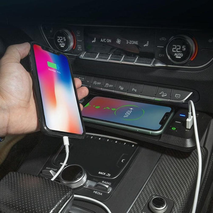 15w/10w Car Qi Wireless Charger For Audi Q5l