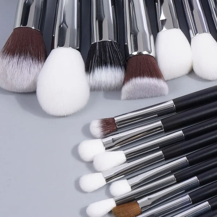30 Piece Makeup Brush Set for Flawless Beauty