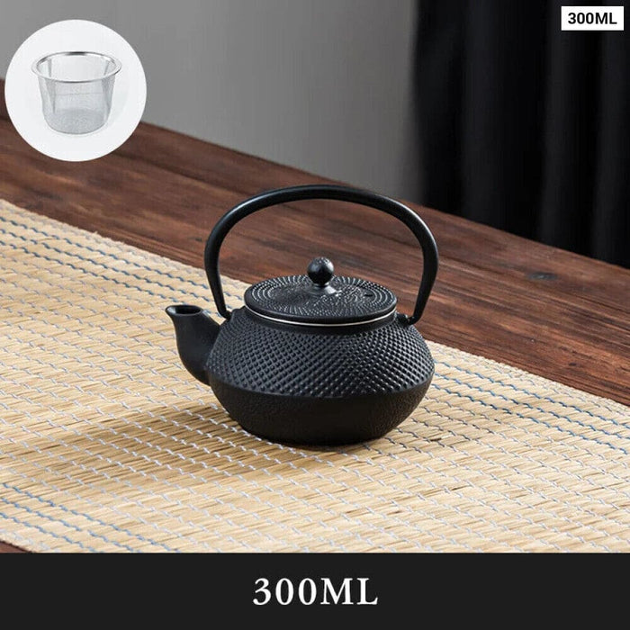 900ml Cast Iron Teapot with Sakura Pattern