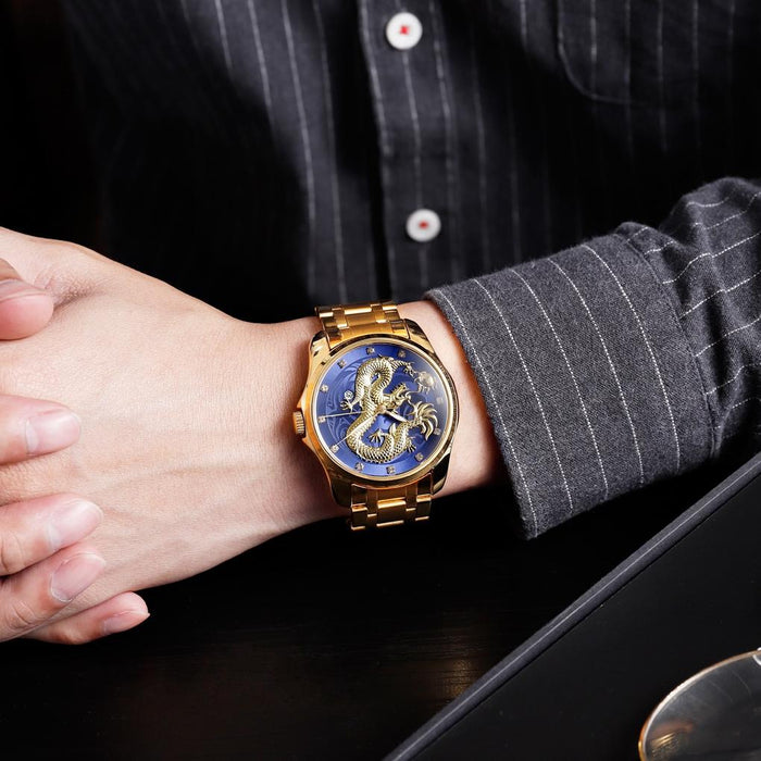9193 Men Golden Dragon Pattern Calendar Dial Luminous Quartz Watch