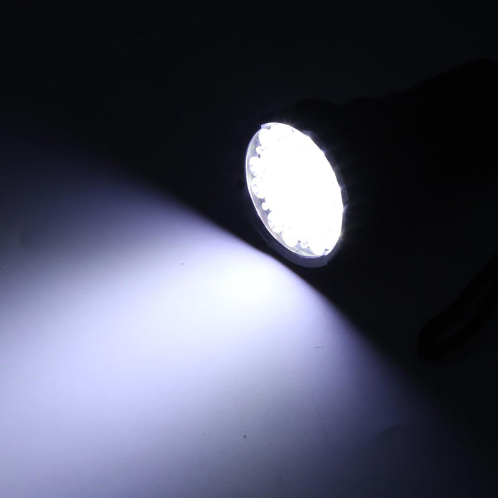 High Brightness Rechargeable Led Flashlight 5500Lm