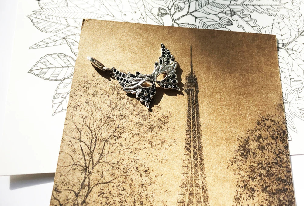 925 Sterling Silver Feather Mask Pendant Halloween Charm For Women