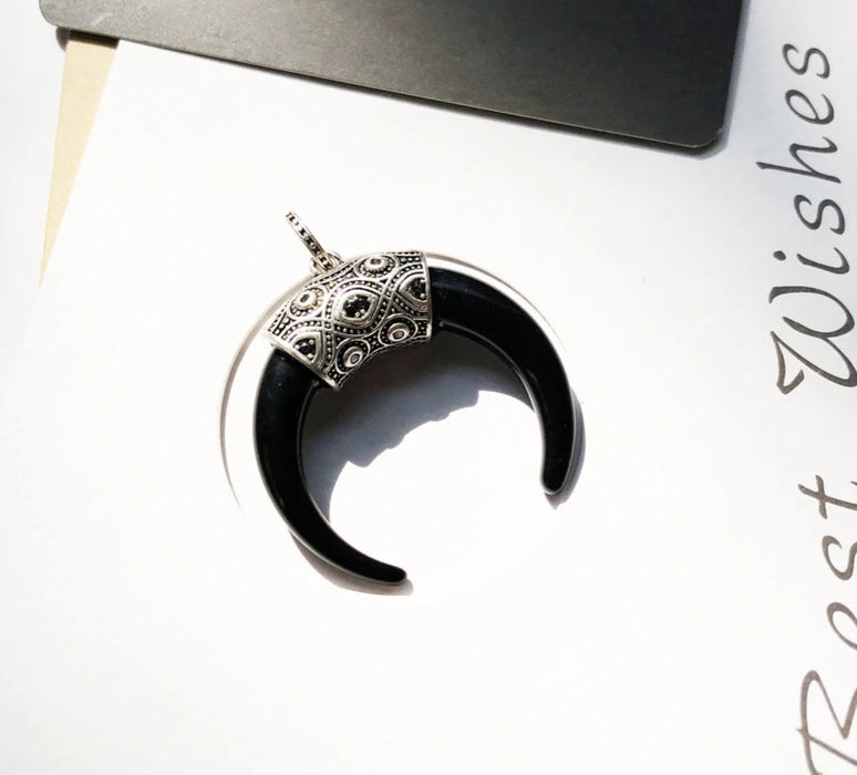 925 Sterling Silver Maori Tiger Tooth Pendant Ethnic Jewelry For Men & Women