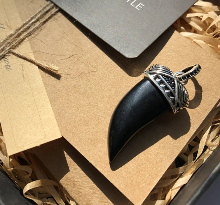 925 Sterling Silver Maori Ethnic Tiger Tooth Pendant Fashion Jewelry For Men & Women