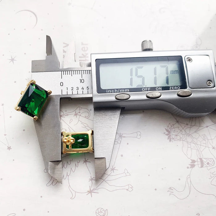 925 Sterling Silver Green Stone Stud Earrings Vintage Charm