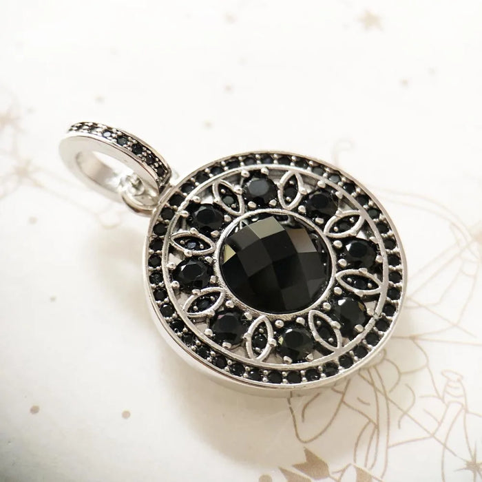 925 Sterling Silver Stylish Pendant Black Ornament For Women