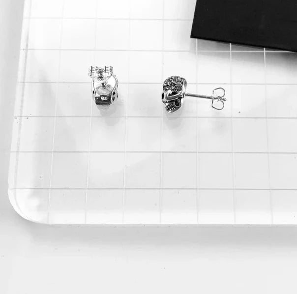 925 Sterling Silver Vintage Blackened Skull Studs