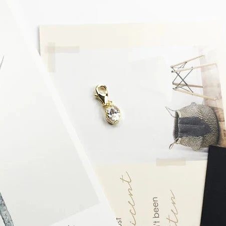 925 Sterling Silver Golden Feather & Oval Cz Charm Necklace Fashion Jewelry For Women