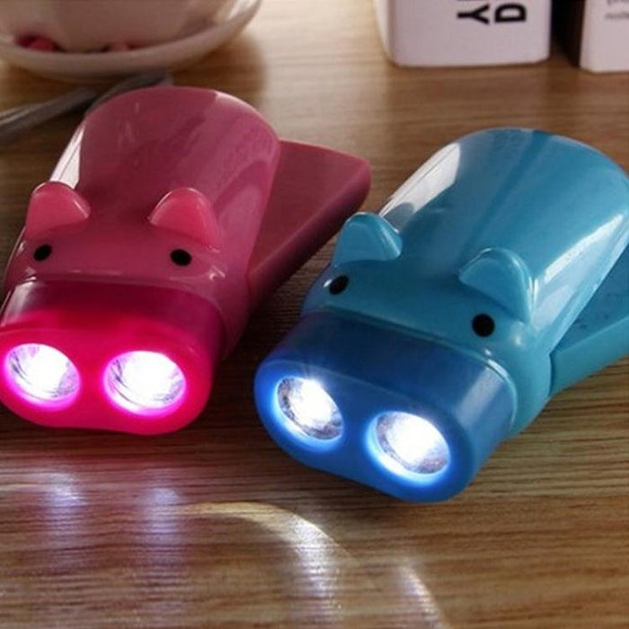 3-Piece Cartoon Pig Flashlight Set Hand Press Led Strap Random Colour