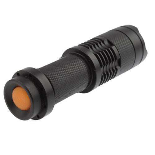 180Lm Zoom Lens Led Flashlight 1-Mode White Light With Clip