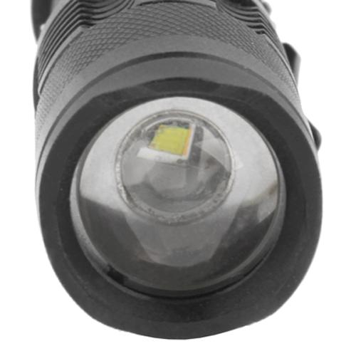 180Lm Zoom Lens Led Flashlight 1-Mode White Light With Clip