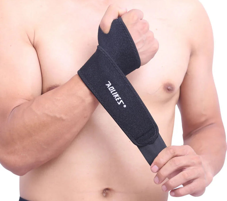 Adjustable Wrist Support Brace For Sports Pain Relief & Compression