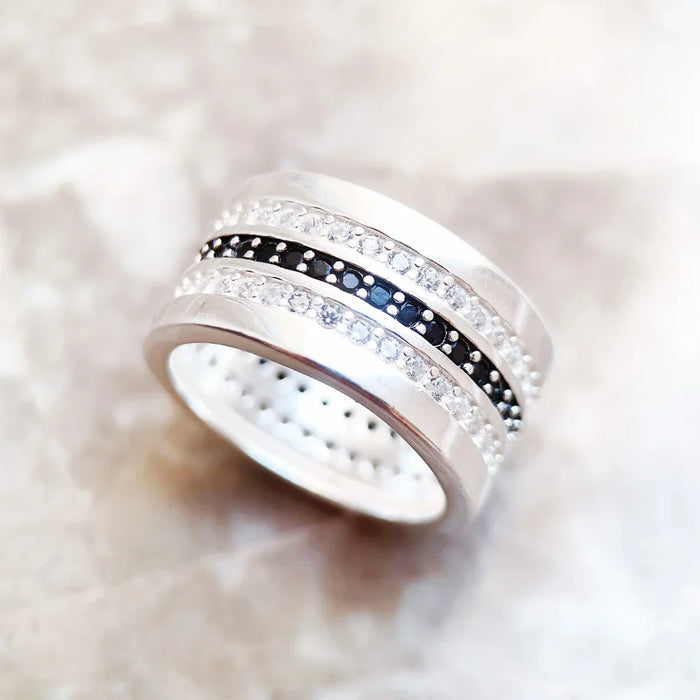 925 Sterling Silver Black & White Pave Entenity Ring Glam Fashion Jewelry For Women
