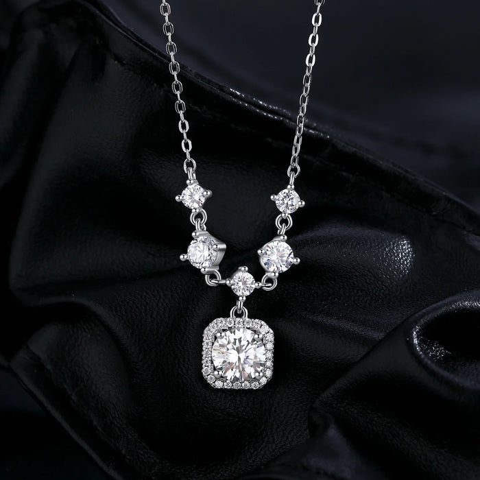 925 Sterling Silver Dazzling 1Ct D Colour Moissanite Necklacehalo Pendant For Women