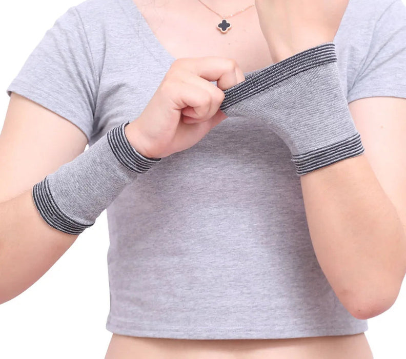 Pair of Ankle Support Sleeve For Women & Men Compression Wrap For Sprained Ankle