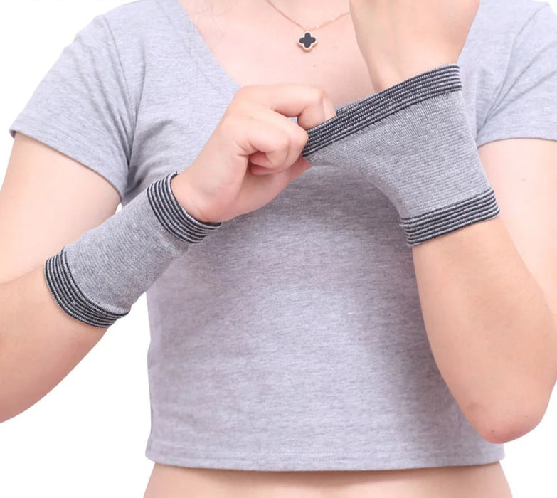 Pair of Ankle Support Sleeve For Women & Men Compression Wrap For Sprained Ankle