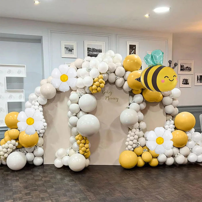 140Pcs Bee Themed Balloon Wreath Suitable For Birthday Party Decoration Summer Party Decoration Supplies