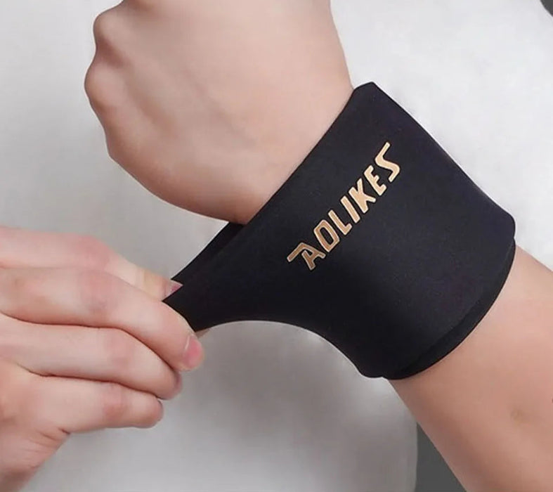 Wrist Ice Pack Wrap For Pain Relief Reusable Brace For Injuries Hot & Cold Compress