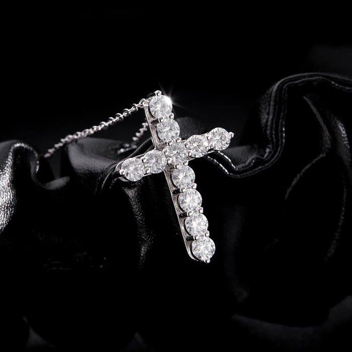 925 Sterling Silver Cross Pendant Necklace For Women With D Colour Moissanite