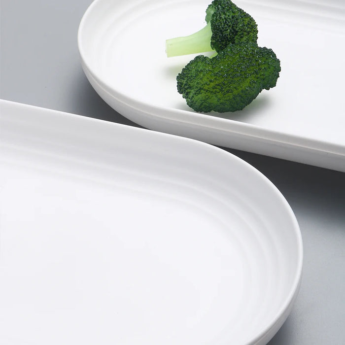 2 / 4 / 6 Piece Reusable Pp Oval Plates For Family Kitchen Picnics