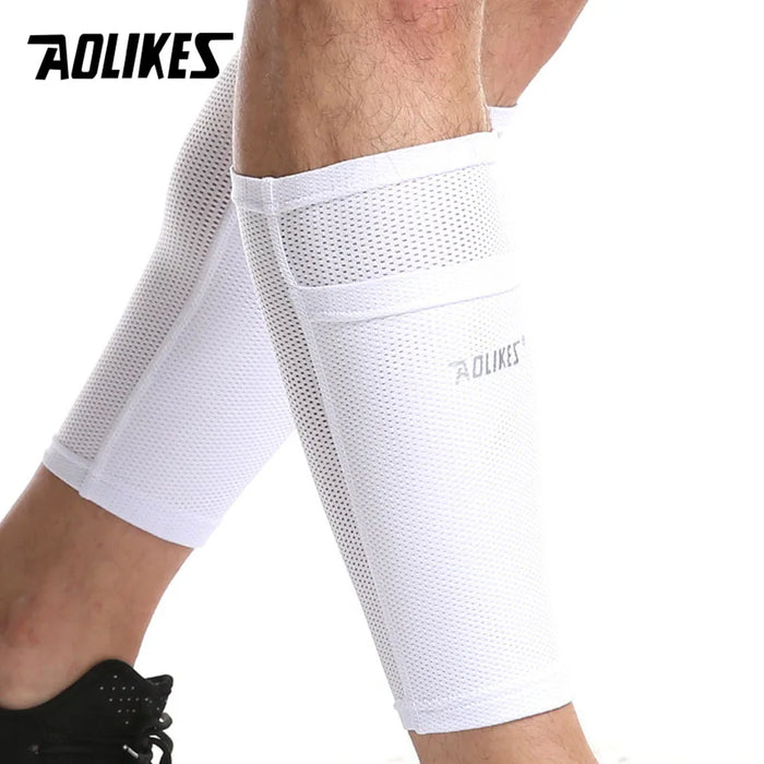 Pair of Breathable Shin Pads For Football Kids Boys Men