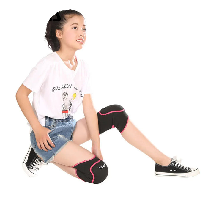 Pair of Kids Thick Sponge Knee Pads For Sports And Gym