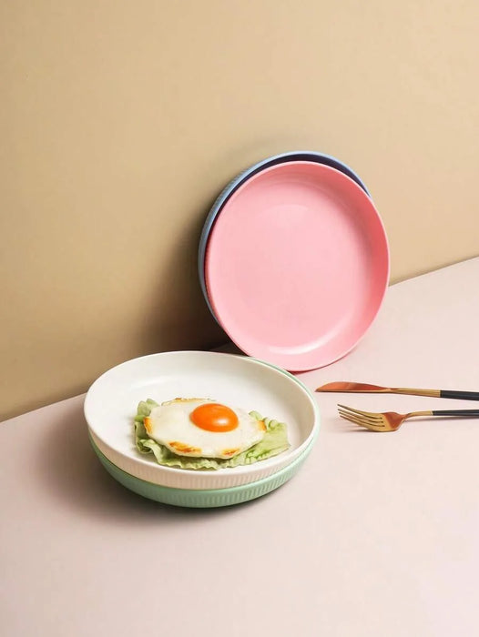 4 / 11 Piece Reusable Plastic Dinner Plates Perfect For Picnics Kitchen Use Microwave & Dishwasher Safe