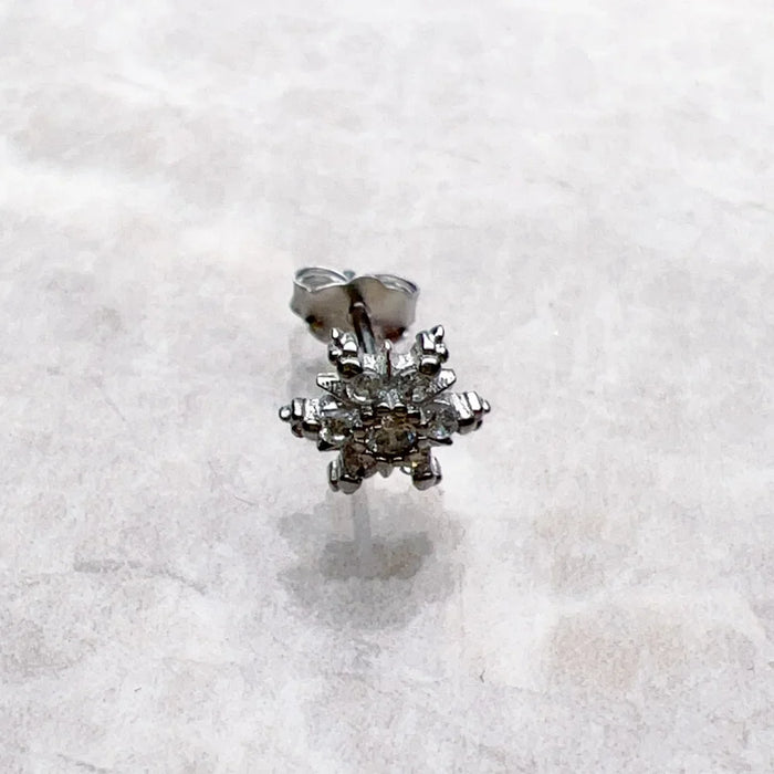 925 Sterling Silver Snowflake Studs Fine With White Stones