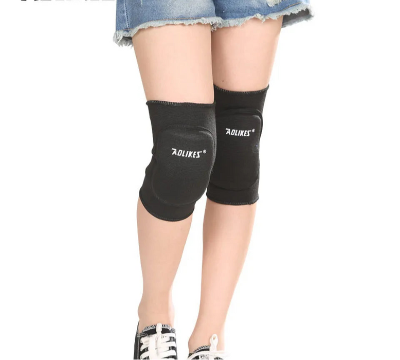 Pair of Kids Thick Sponge Knee Pads For Sports And Gym