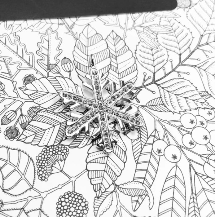 925 Sterling Silver Snowflake Pendant Winter Accessory For Women