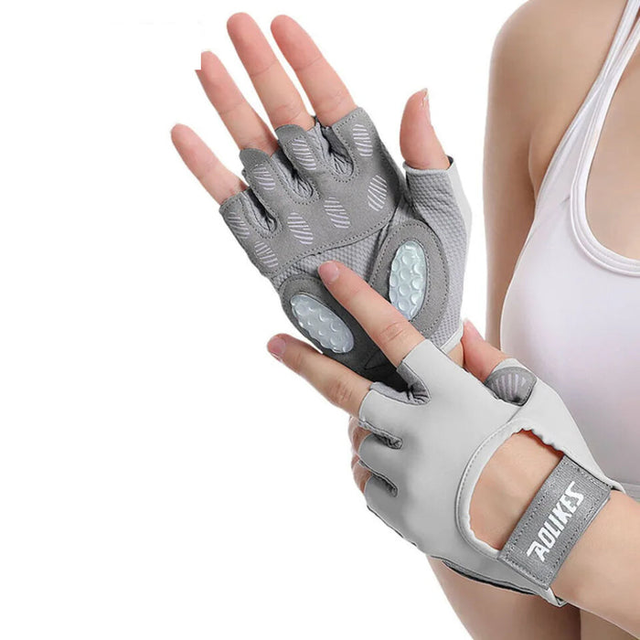Pair of Breathable Fitness Gloves For Crossfit & Weight Lifting