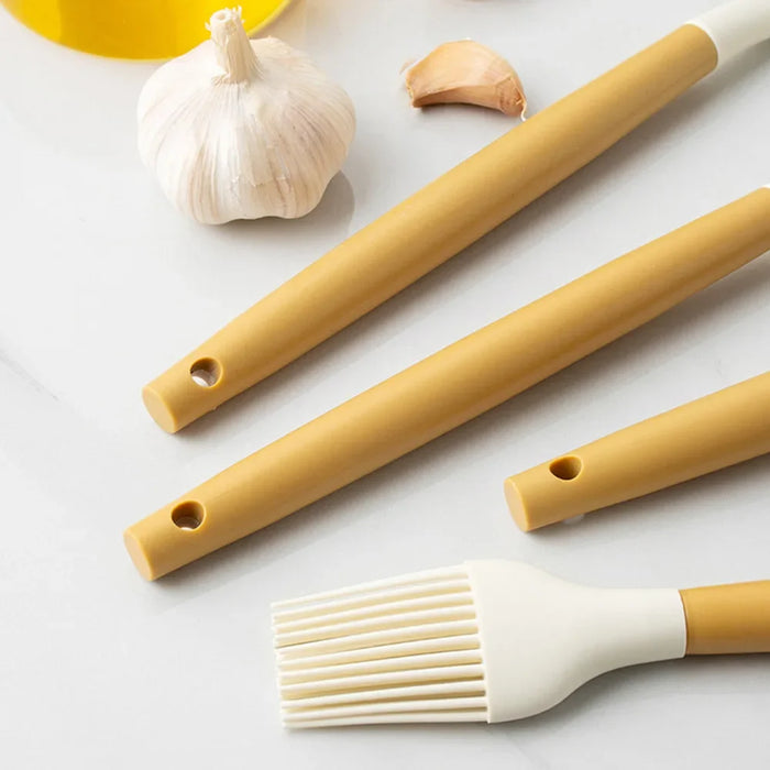 12 Piece Silicone Kitchen Utensil Set With Pp Handles