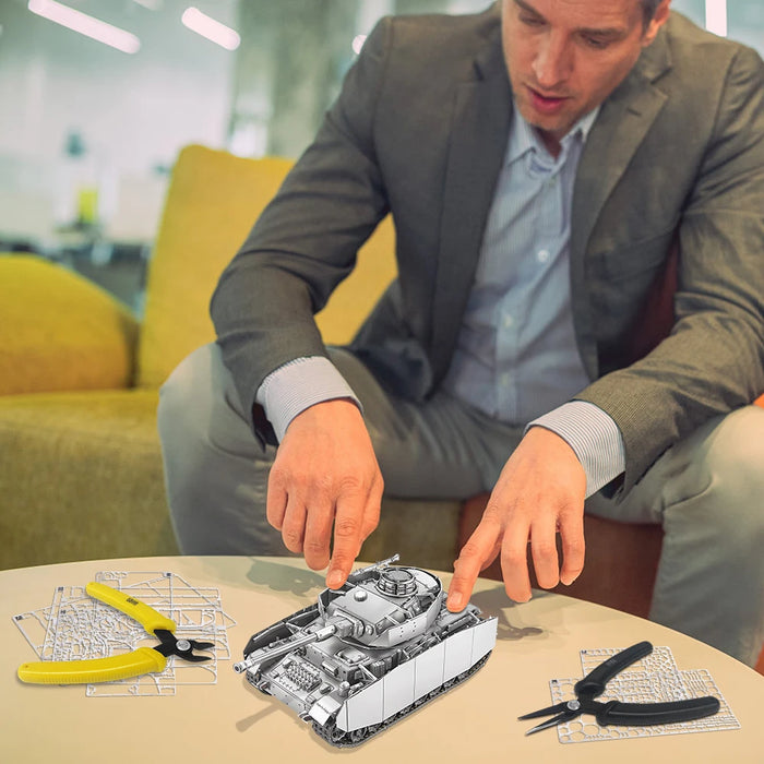 Creative 3D Metal Model Kit For Adult Brain Teaser 1:48 Panzer Iv Tank Puzzle Set