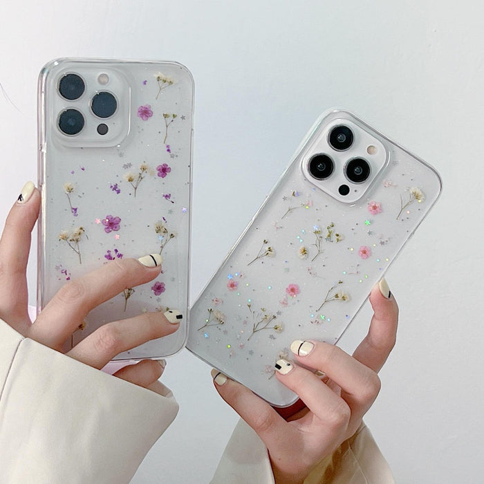 For Iphone 15 Gypsophila Flowers Pattern Tpu Protective Phone Case