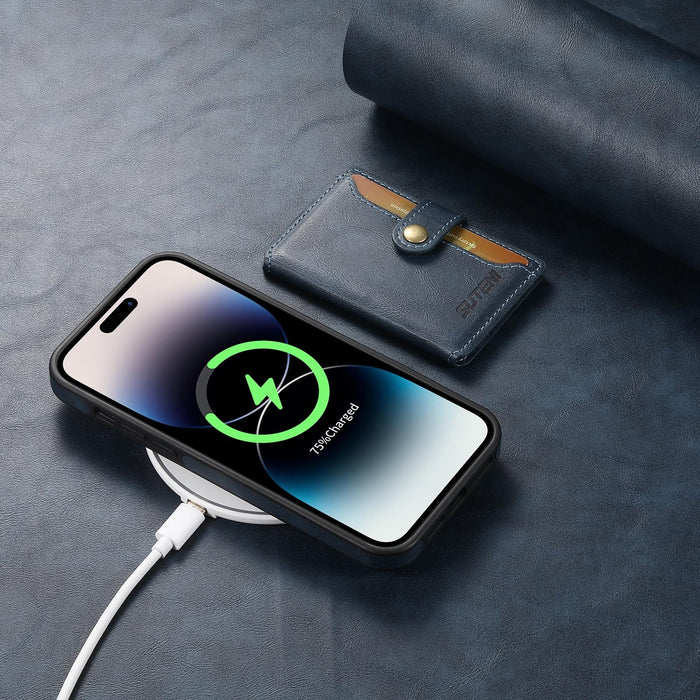 For Iphone 15 Oil Wax Magsafe Detachable Horizontal Card Bag Phone Case