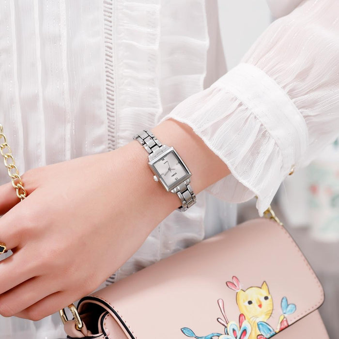 1407 Business Fashion Diamonds Delicate And Elegant Square Zinc Alloy Quartz Watch For Women Silvery