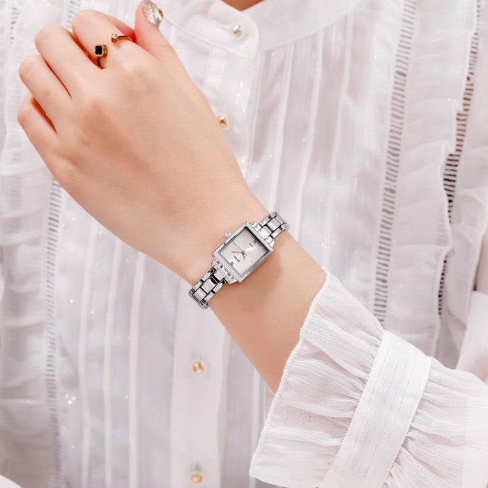 1407 Business Fashion Diamonds Delicate And Elegant Square Zinc Alloy Quartz Watch For Women Silvery