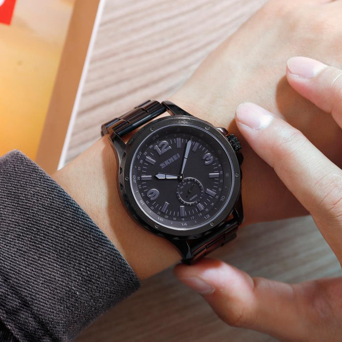 1513 Fashion Trendy Steel Band Quartz Men Waterproof Leisure Watch Black