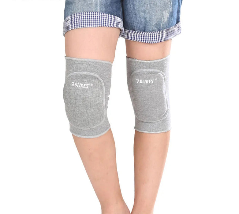 Pair of Kids Thick Sponge Knee Pads For Sports And Gym