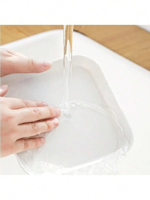 4 / 8 / 12 Piece Reusable White Plastic Square Plates Perfect For Camping Picnics And Restaurants