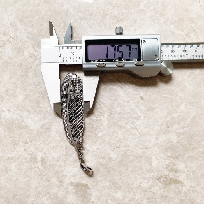 925 Sterling Silver Feather Pendant Winter Fashion Jewelry In Gift For Women & Men