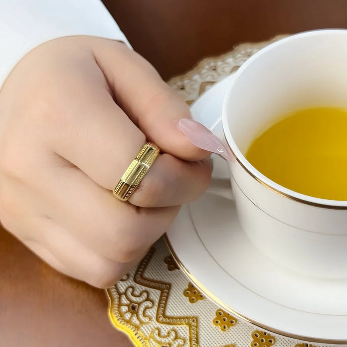 925 Sterling Silver Modern Couples' Ring In Angular Gold For Autumn