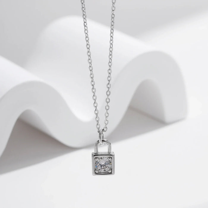 925 Sterling Silver 0.5Ct D Colour Moissanite Lock Pendant Necklace Fine Jewelry