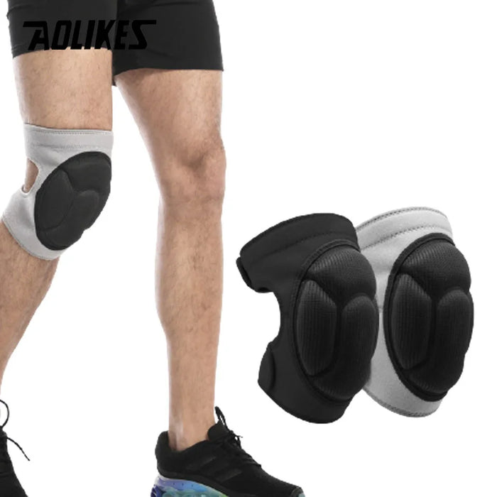 Pair of Thickened Knee Pads For Extreme Sports