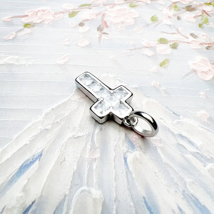 925 Sterling Silver White Cross Pendant Trendy Accessory For Women