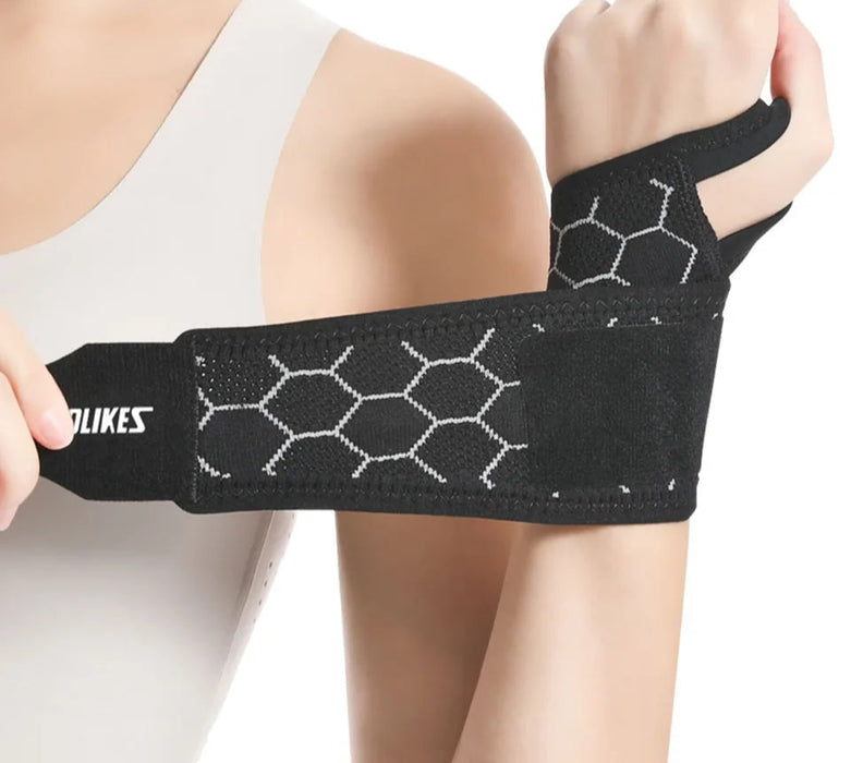 Compression Wrist Support For Carpal Tunnel Relief Light Brace For Left / Right Hand