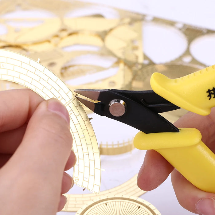 2 Piece Mini Flat Nose Plier Nipper For 3D Models
