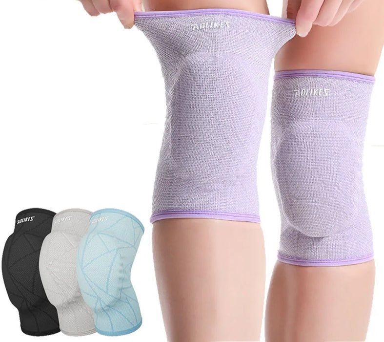 Pair of Soft Breathable Knee Pads Protective For Men Women Kids Volleyball Football Dance