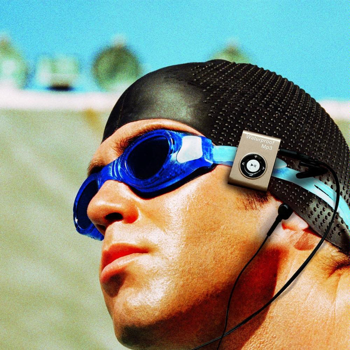 Waterproof Mp3 Player For Swimming & Diving 8Gb Memory Fm Radio Clip & Earphones