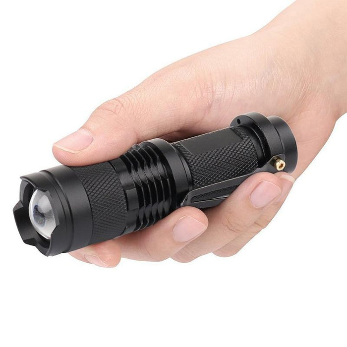 Rechargeable Outdoor Led Zoom Flashlight Single